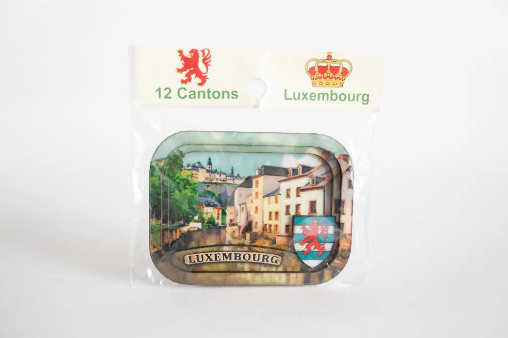 12 Cantons - Series 1-34.webp