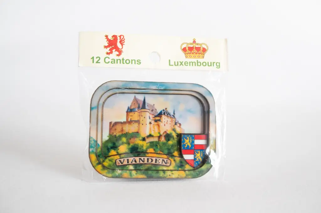 12 Cantons - Series 1-45.webp